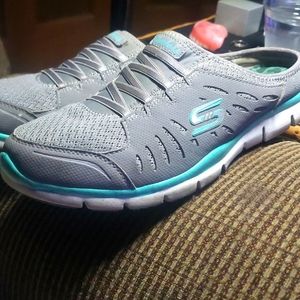 Skechers Air-cooled memory foam shoes very comfortable